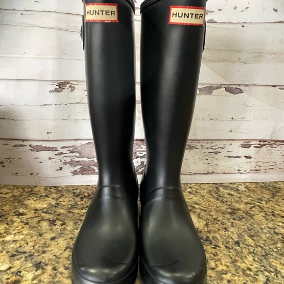 Kids tall hunter boots in matte black - Picture 1 of 10